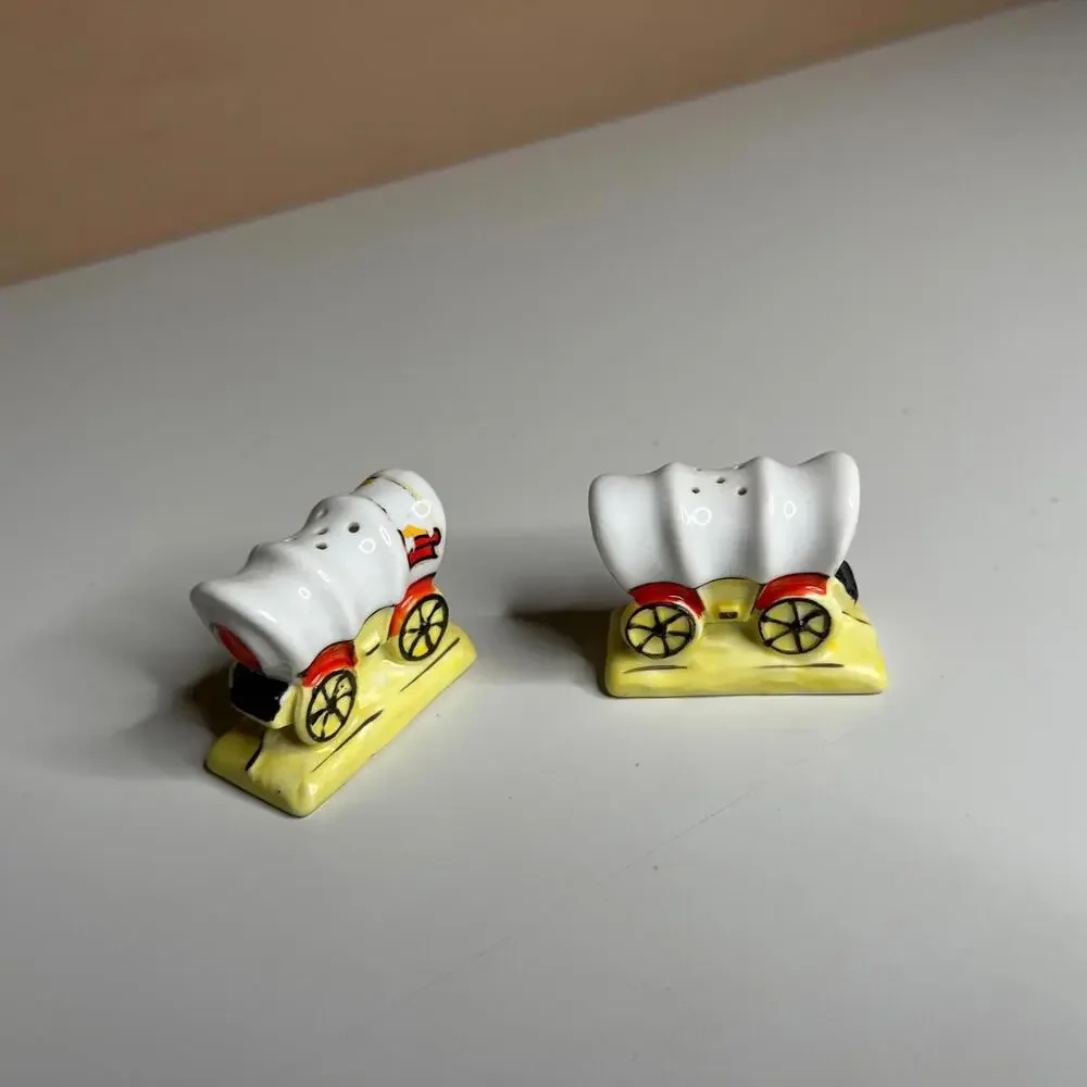 Vintage Yellow Covered Wagon Retro Western Salt &‎ Pepper Shaker Set Japan